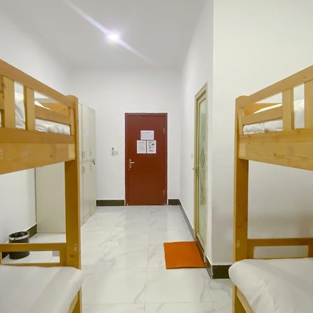Easy Backpackers Paradise Sihanoukville Exterior photo