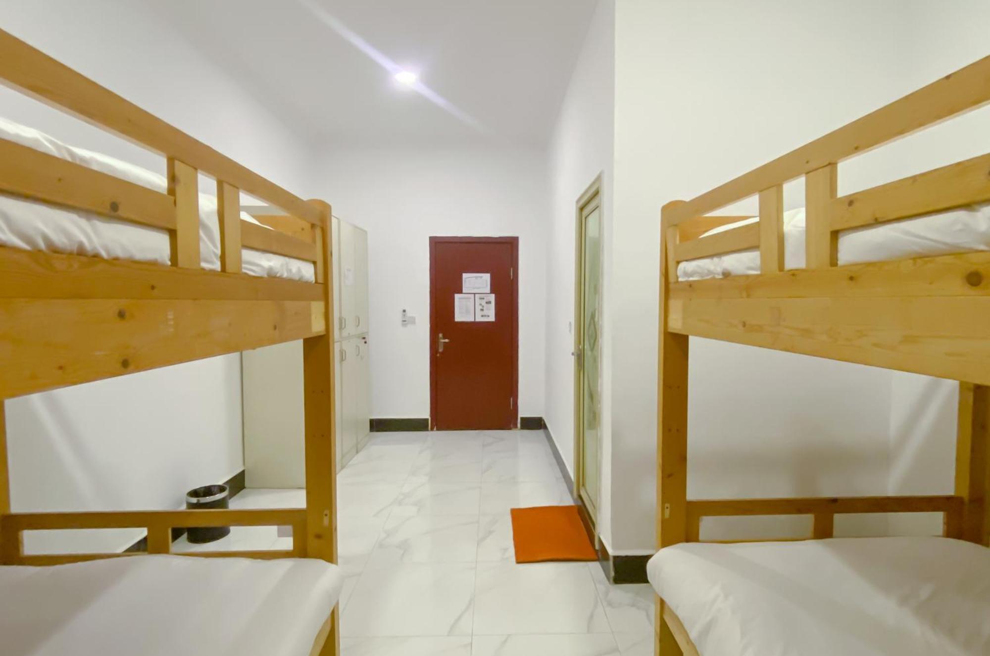 Easy Backpackers Paradise Sihanoukville Exterior photo